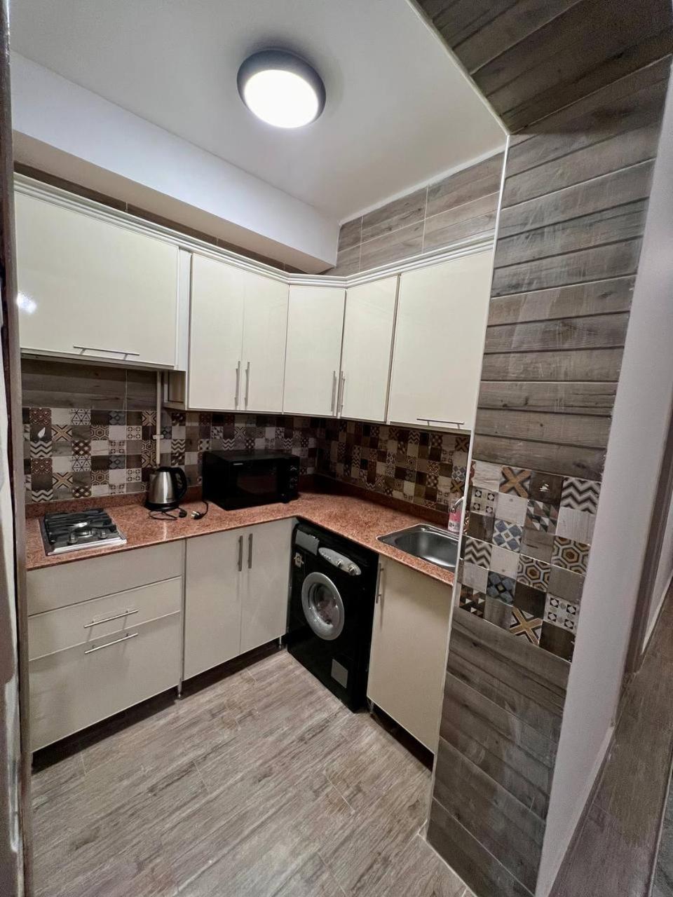 Paradise Apartment Sheikh Zayed City