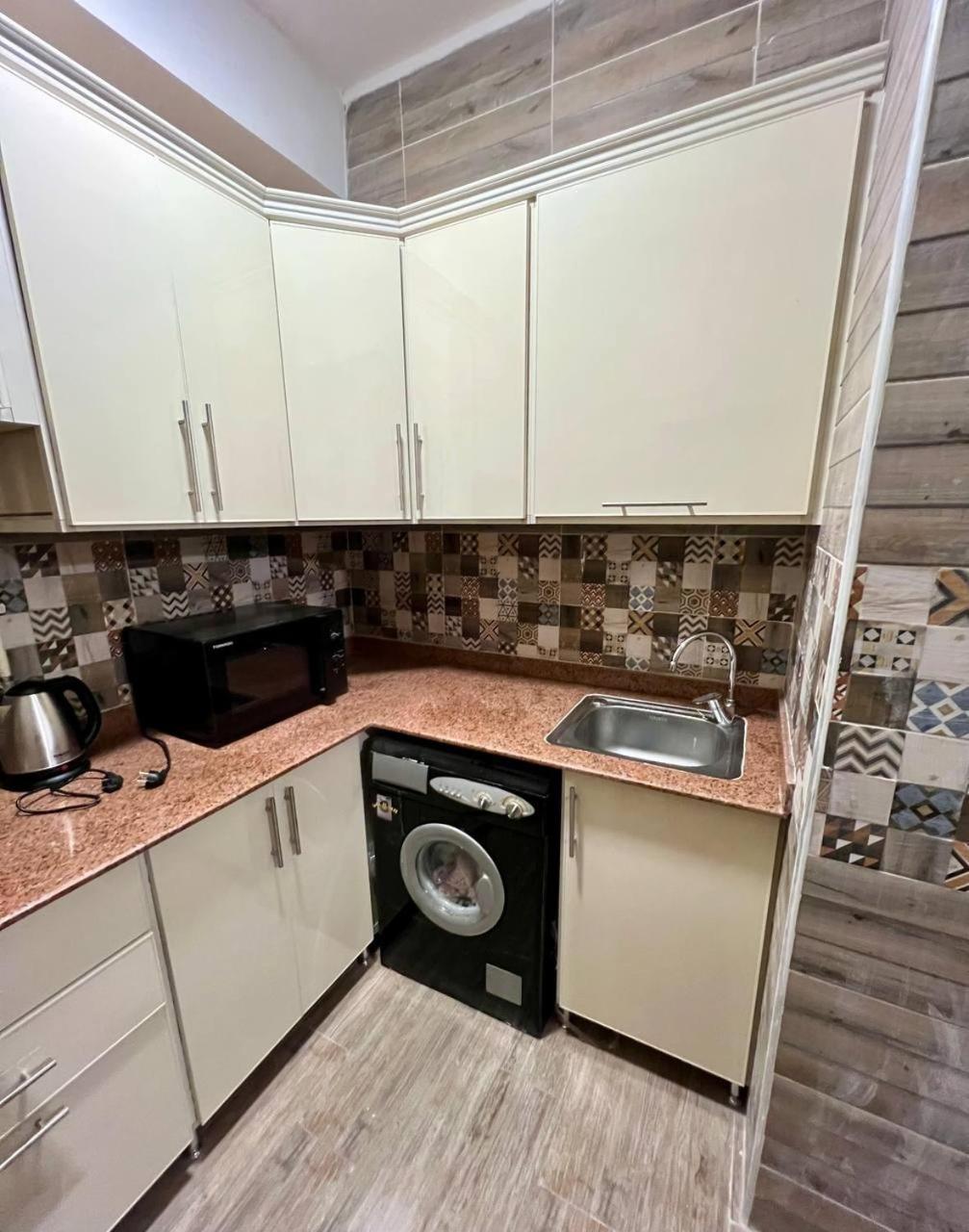Paradise Apartment