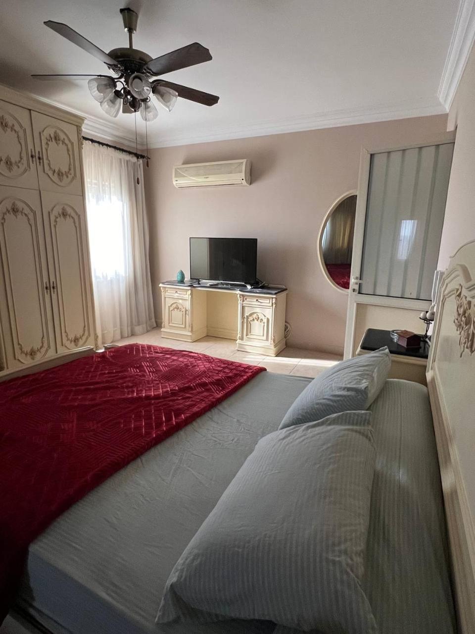 Paradise Apartment Sheikh Zayed City